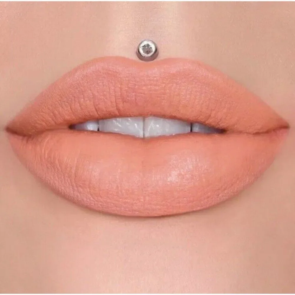 Jeffree Star Cosmetics Velvet Trap Lipstick Basic HTML